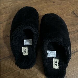 UGG Cozy Black Slippers